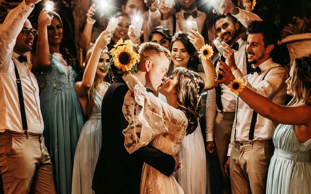 Spime: The Modern Solution for Candid Wedding Photos