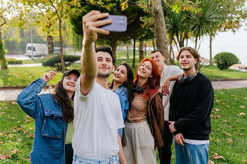 Group selfie 03 Group Selfie shared with Spime instantly